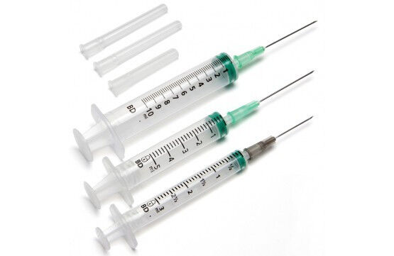 3-delige BD Emerald injectiespuiten met naald per 100st.