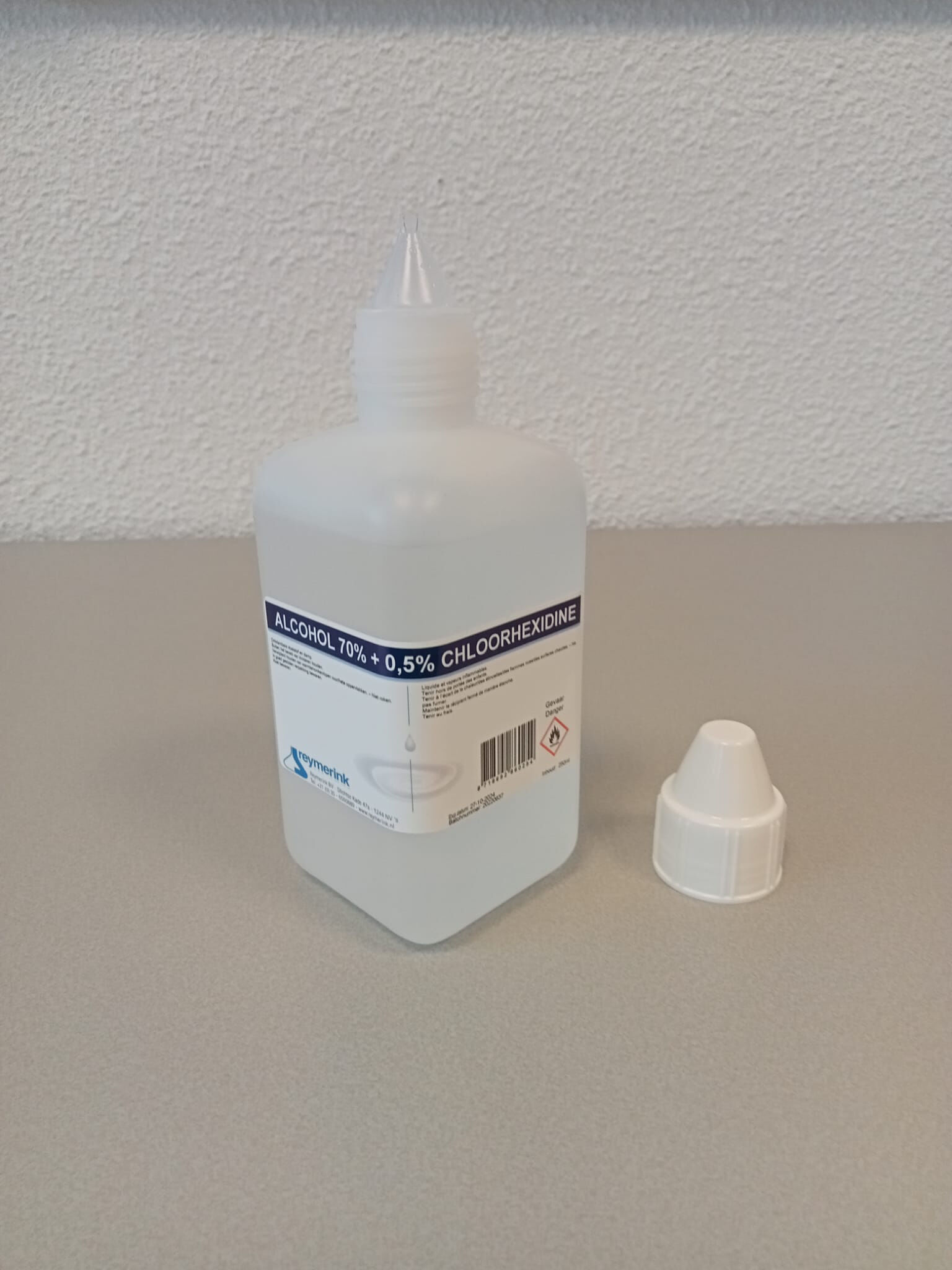 Chloorhexidine 0,5% in Alcohol 70% 250ml per 12 flacons