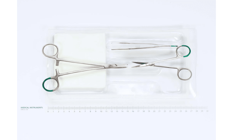 Medica hechtset met Halsey naaldvoerder 12cm, Adson pincet, irisschaar, 5 gazen & blister per set - afbeelding 0