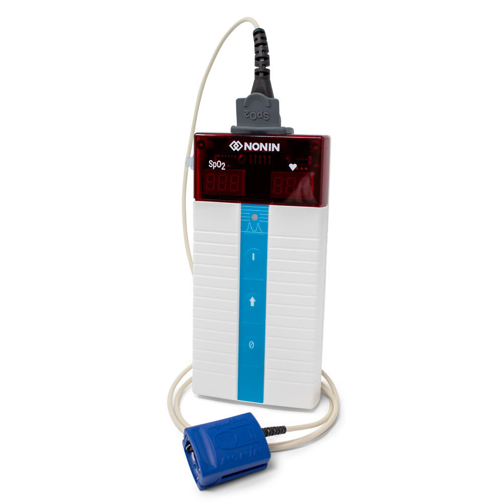 Nonin 8500 pulsoximeter, incl. 1x 8000AA vingerclipsensor, 6 AA batterijen en handleiding.