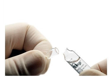 Wallcur Practi-Amp 2 ml gedistilleerde waterglasampullen per 100st